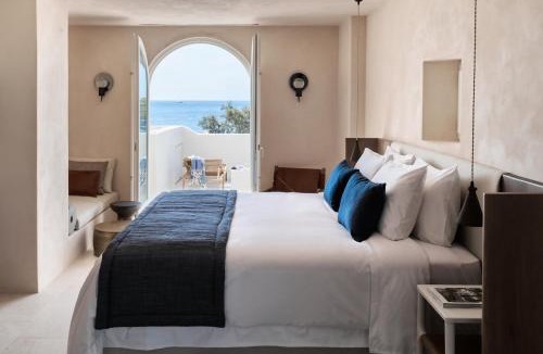 Perivolos Hotel | Istoria, a Member of Design Hotels