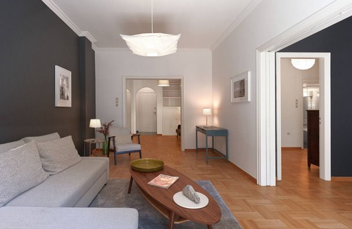 Kypseli Apartment | Ithakis12 Chic Renovated Hideaway in Vibrant Squar