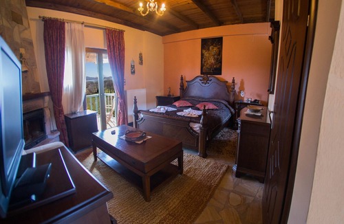 Krionerion House | Junior Suite - One space Apartment