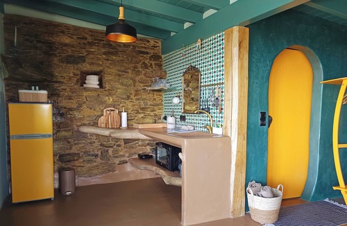 Andros House | Kalliberry Cycladic hidden gem with outdoor bathtub & amazing sunsets