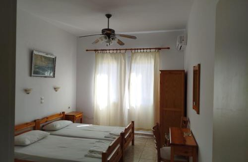 Skopelos Town Apartment | Karagiozos Studios & Apartments