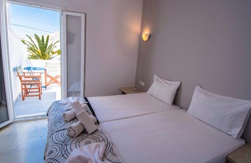 Perissa Apartment | Katefiani Villas