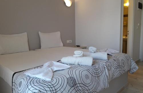 Perissa Apartment | Katefiani Villas