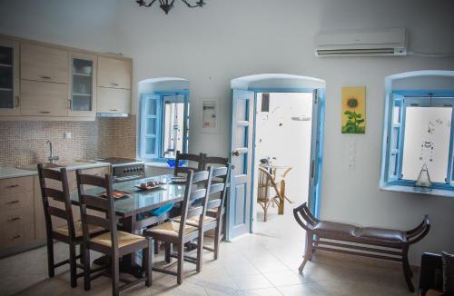 Emporio House | Katsinaros House