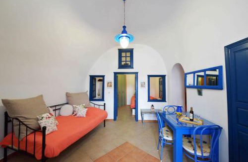 Episkopi Gonias House | Kleo's Guesthouse