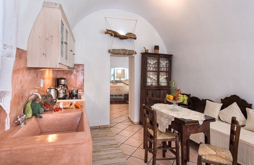 Emporio House | Kokos Traditional Houses