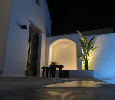 Messaria Villa | Koniko Santorini Private Pool Villas