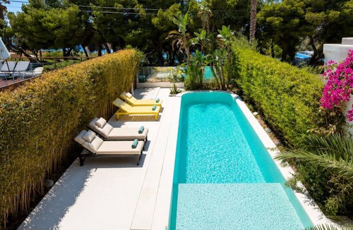 Kavouri House | Krabo Villa & Spa