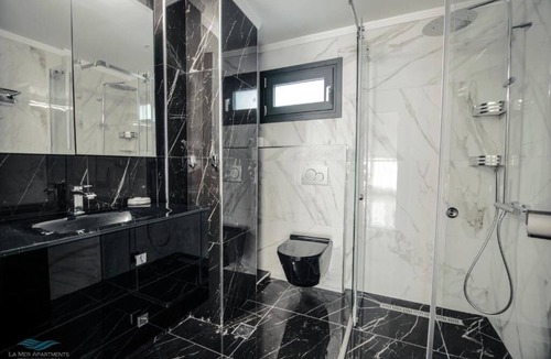Nikita House | La Mer Apartments
