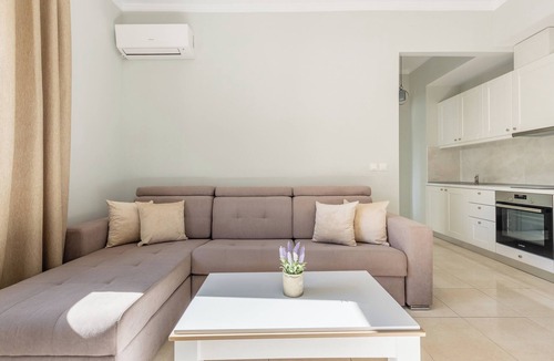 Corfu Apartment | La Perla #1 | 1BR Apartment with Balcony