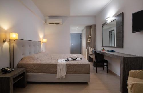 Lagomandra Hotel | Lagomandra Hotel and Spa