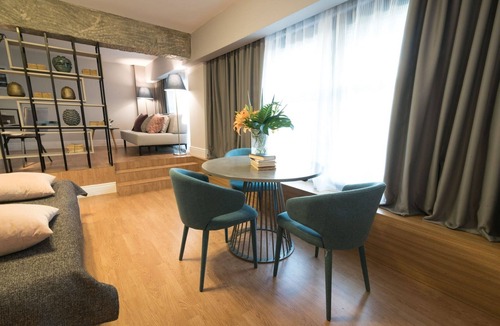 Gazi Villa | Lavish Athens Loft | Zephyr Loft | 1 Bedroom | Superb City Views | Prime.