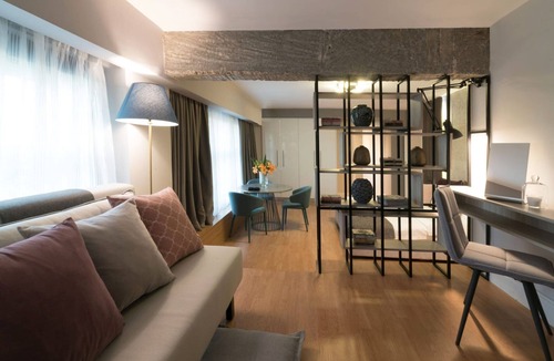 Gazi Villa | Lavish Athens Loft | Zephyr Loft | 1 Bedroom | Superb City Views | Prime.