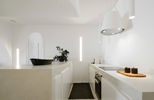 Messaria House | Le Blanc Resort Santorini - Two Luxury Houses