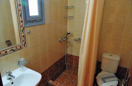 Karterados Apartment | Lefteris Houses