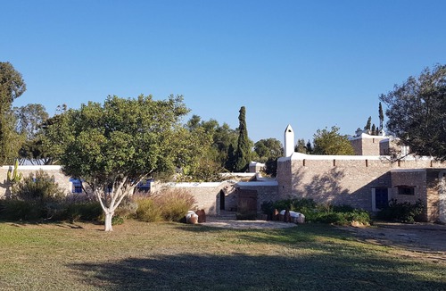 Ghazoua House | Like a hamlet overlooking the ocean - Service staff included