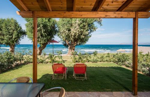Kato Stalos House | Lila Villas