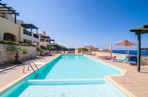 Panormos Apartment | Lili Seafront 2BDR house, everything on foot!