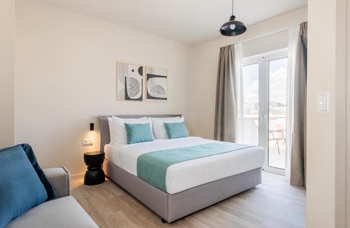 Zografos Apartment | Link by Zoia Living