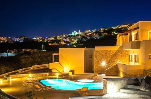 Fira Apartment | Long Vista apartment