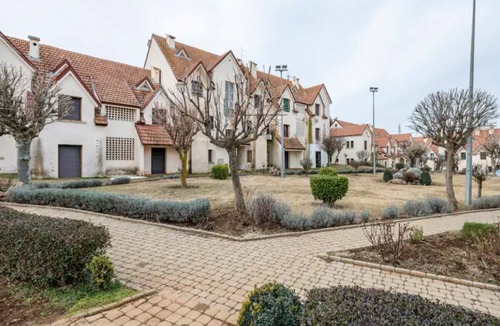 Ifrane Apartment | Lovely apartment with free parking in Evran