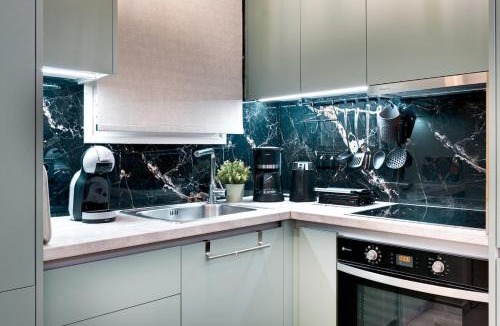 Ampelokipoi Apartment | Lovely Goudi Apartment - Perfect Athens Getaway