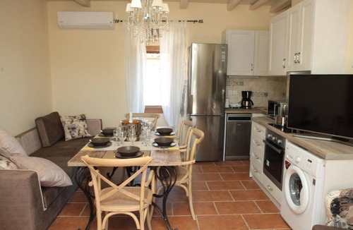 Tselendata House | Luxuriöse venezianische Stein-Villa aus dem 18. Jahrhundert by Interhome