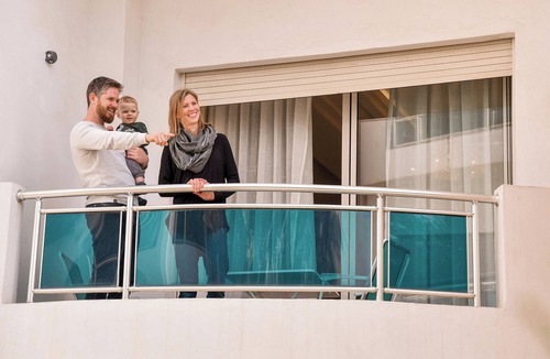 Nouaceur Apartment | Luxurious Apartment in Sidi Bou Zid with Garden View