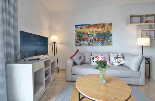 Agadir Bay Apartment | Luxury Apartment 90sqm with Pool near Beach WIFI Unlimited Optical Fiber