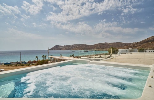 Elia Villa | Luxury Mykonos Suite | VIP Suite with Private Pool and Beautiful Sea Views