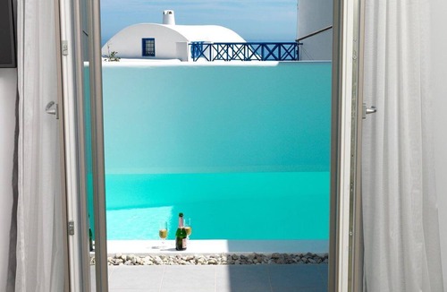Vothon Villa | Luxury Santorini Villa | Private Pool | Villa Joy | 2 Bedrooms | Vothonas