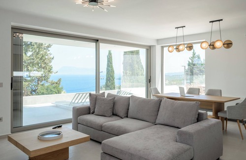 Ellomenos Villa | Luxury Villa Oasis – Private 14m Infinity Pool & High-End Luxury & gym