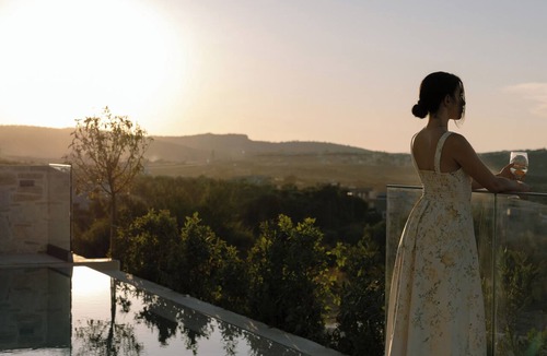 Geropotamos Villa | Lynx Villa, Heated Pool, Walk to Shops & Dining