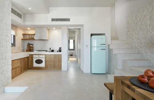 Pyrgos Villa | M&D Stories Santorini