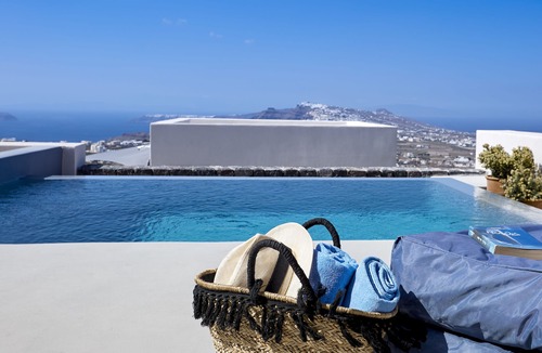 Pyrgos Villa | M&D Stories Santorini