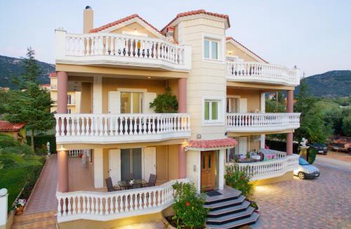 Razata Apartment | Madalena's Apartment