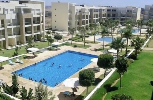 Plage des Nations Apartment | Magnifique appartement Rez de jardin plage des nations