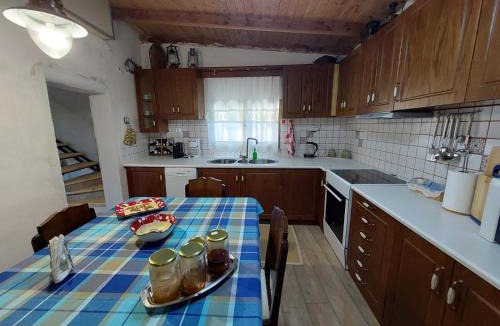 Alika House | Mani Spot Giorgos