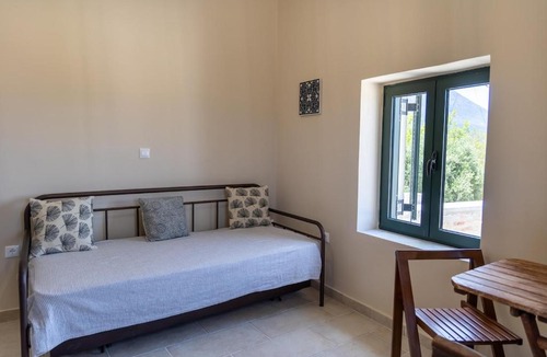 Omales Apartment | Mani Tsopakas Residences Koudounopetra apt