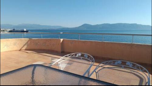 Molos-Agios Konstantinos Apartment | Mare & Monti μεζονέτα