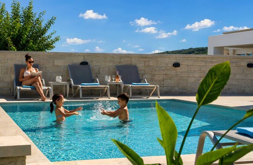 Dramia Villa | Marea Villa Heated Pool