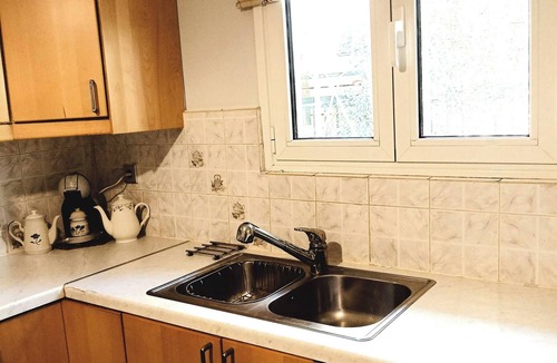 Marousi Apartment | Marousi Residence with Garden