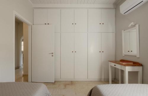 Lakones House | Mediterranean Haven