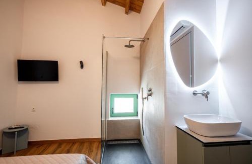 Pigi House | Mesochoria Residence - Peaceful Village Escape by Holistay