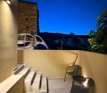 Choudetsi House | Mikio - Cretan Village House, Vineyards & Music
