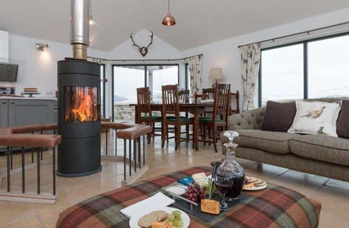 Chapeltown House | Millbank
