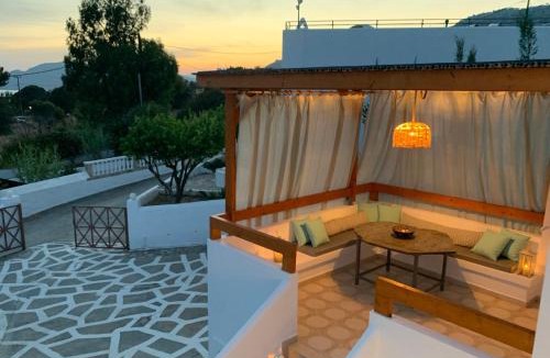 Pefkos House | Milos Villas Complex