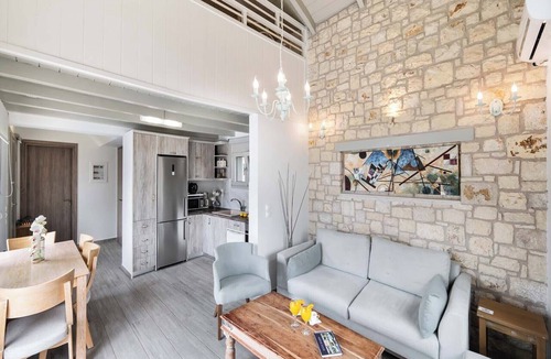 Tsoukaladhes Villa | Mirto - Three Bedroom Villa, Sleeps 6