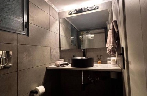 New Kypseli Apartment | Modern One-Bedroom Apartment in Kypseli - 1000 Mbps Fiber Wi-Fi