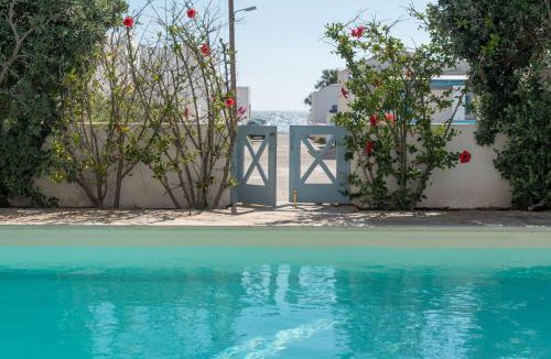Monolithos Villa | Monolithos Pool Villa by the Beach